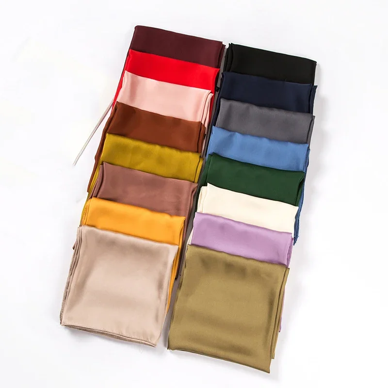 Scarf Silk Square - Lenço de Cetim Feminino 70cm, Cor