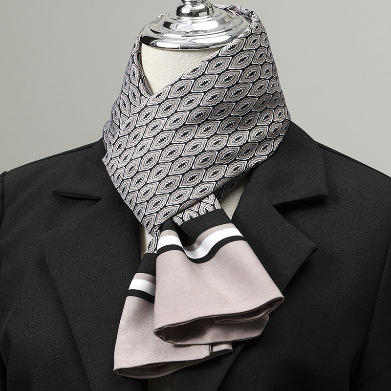 Lenço masculino imitação de se - Scarf Silk Square avaliação e preço